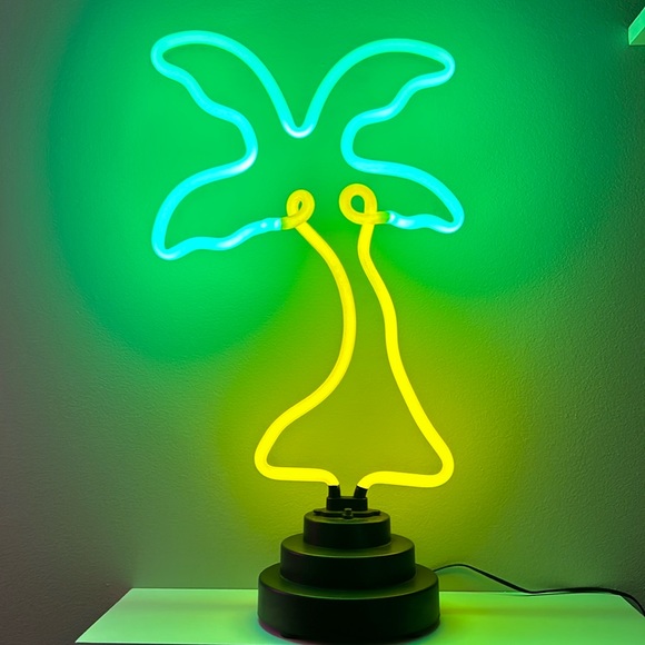 Handbags - Unlisted GIVEAWAY 🎁 Live Show Item 🌴 Take A Screenshot 📱